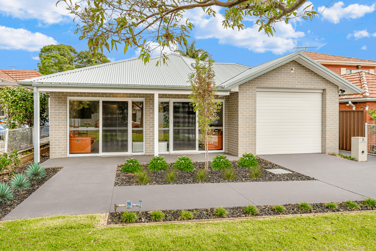 Front exterior of the Campsie SDA home.