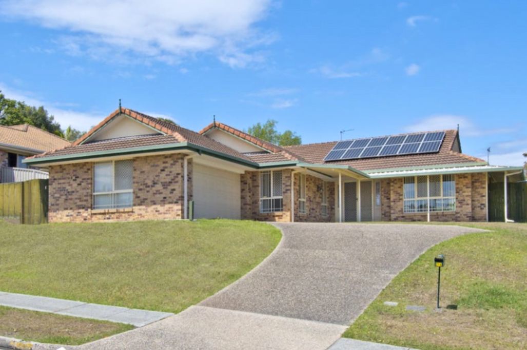 SIL home on the gold coast, picture taken from front of house.