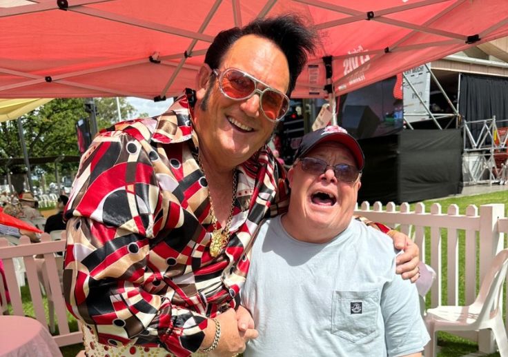 Our participant Paul Findlay with Elvis impersonator at the Parkes Elvis Festival in January 2024..